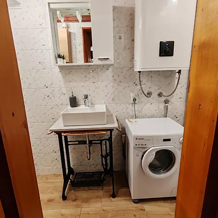 Bertolina, 50m From Sea * Baška